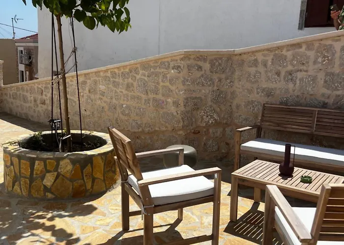 Villa Elli Chalki Town