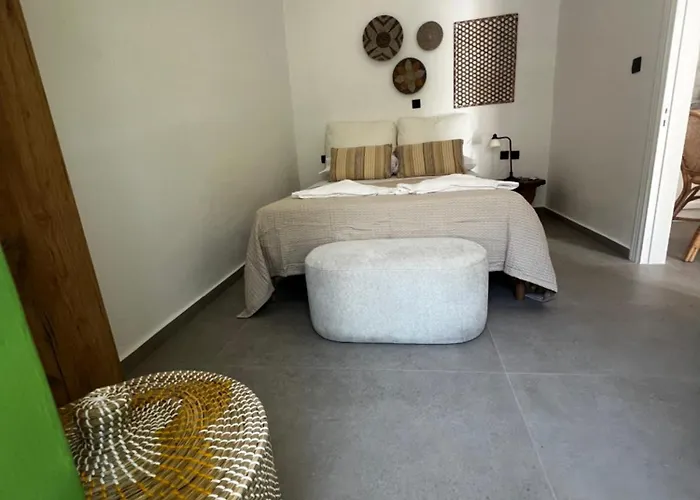 Villa Elli Chalki Town