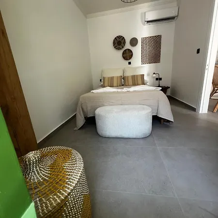 Villa Elli Chalki Town